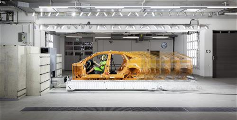 VW opens new safety centre