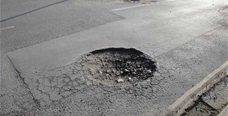 Government needs to tackle pothole problem