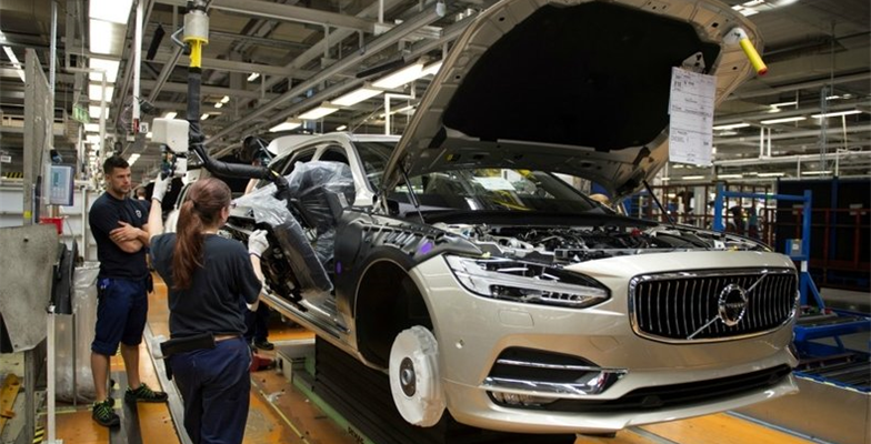 Volvo resumes European production