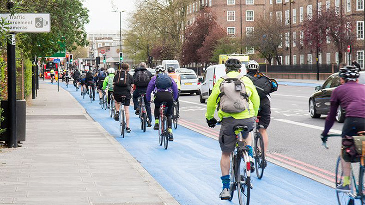 £2bn pledge to commuting cyclists & pedestrians