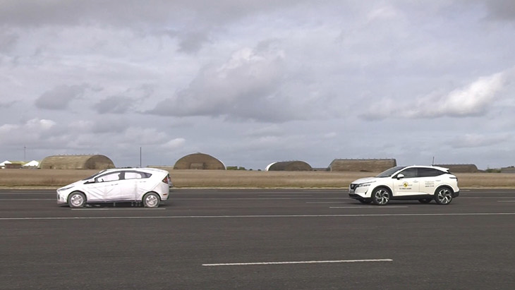 Qashqai and VW ID.5 excel in Highway Assist tests