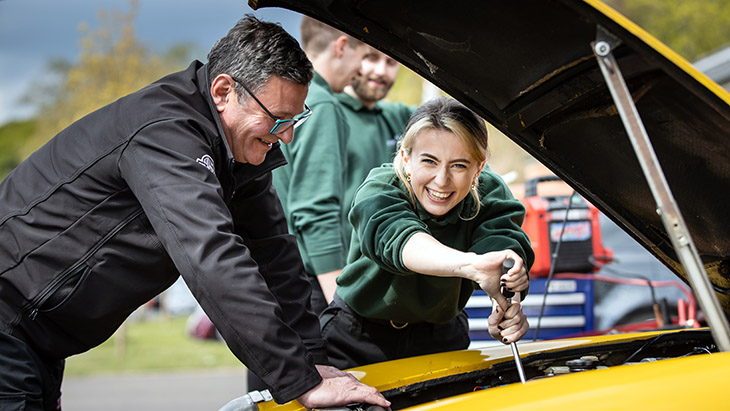Coachbuilding apprenticeship launched by Tiger Trailers