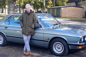 Average classic car's annual emissions equivalent to drinking three lattes a day