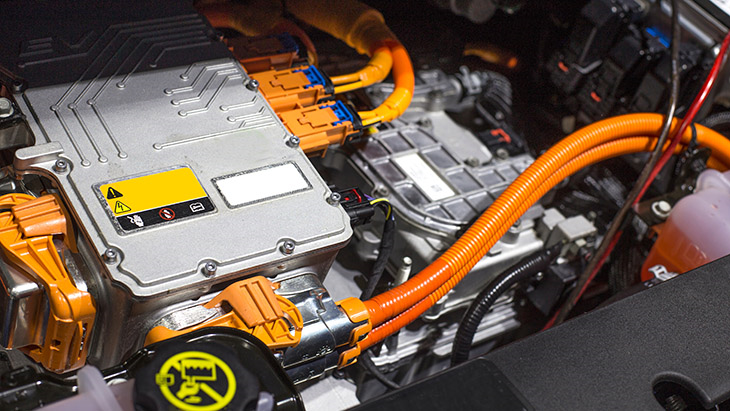 Britain to run out of electric vehicle mechanics by 2030