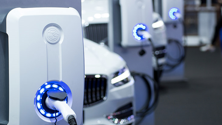 Electric car drivers fear running out of charge – but help is at hand from Aviva