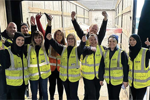 LKQ Euro Car Parts delivers Christmas aid