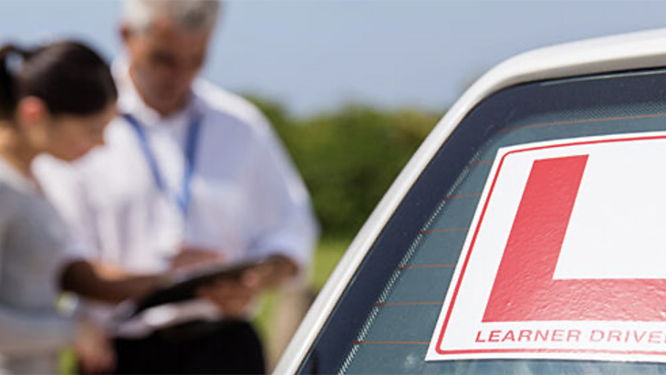 Experts call for EV update to driving tests